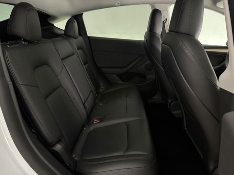 Tesla Model Y Long Range AWD 75 kWh | SOH 89% | Snelladen | Autopilot | Pano | Memory | Camera | Stoel/Stuurverw.