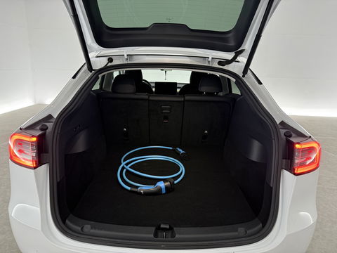 Tesla Model Y Long Range AWD 75 kWh | SOH 89% | Snelladen | Autopilot | Pano | Memory | Camera | Stoel/Stuurverw.