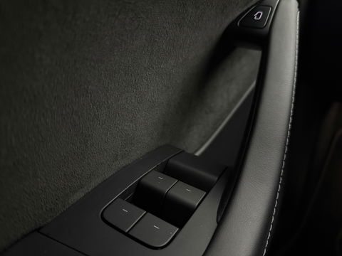 Tesla Model Y Long Range AWD 75 kWh | SOH 89% | Snelladen | Autopilot | Pano | Memory | Camera | Stoel/Stuurverw.