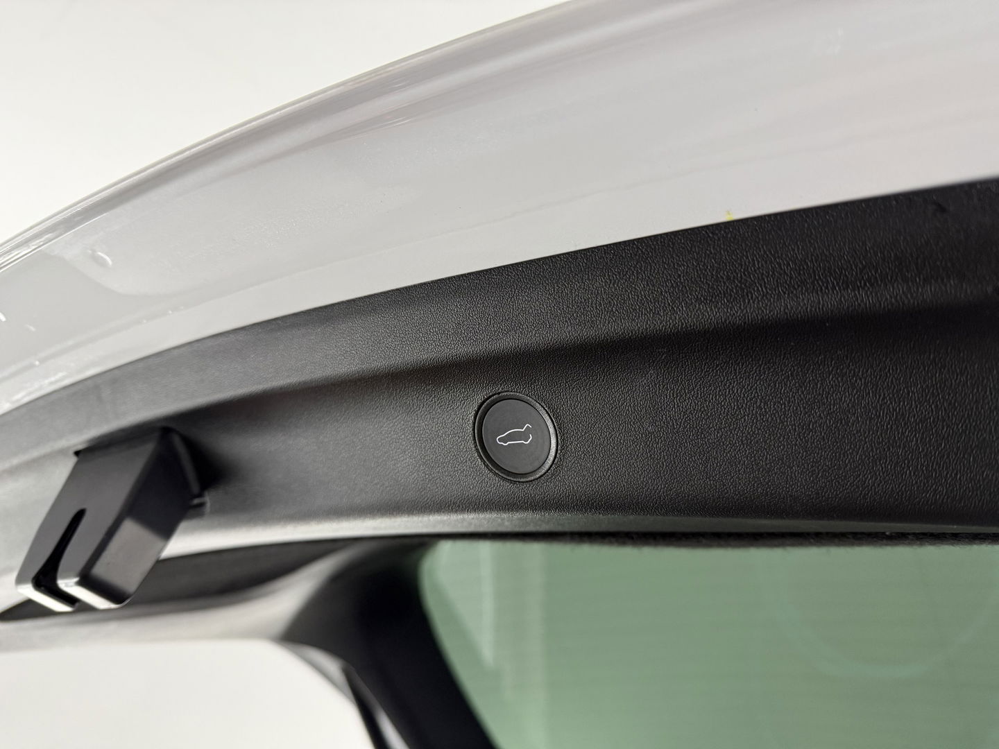 Tesla Model Y Long Range AWD 75 kWh | SOH 89% | Snelladen | Autopilot | Pano | Memory | Camera | Stoel/Stuurverw.