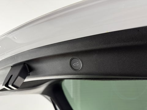 Tesla Model Y Long Range AWD 75 kWh | SOH 89% | Snelladen | Autopilot | Pano | Memory | Camera | Stoel/Stuurverw.