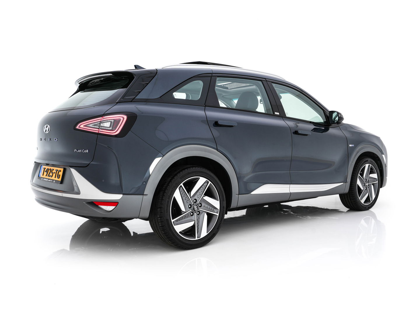 Hyundai NEXO FCEV Plus Pack [ HYDROGENIUM ] (INCL-BTW) *PANO | LEATHER | KRELL-SOUNDSYSTEM | NAVI-FULLMAP | ADAPT.CRUISE |  FULL-LED | KEYLESS | DAB | DIGI-COCKPIT | TOP-VIEW | SHIFT-PADDLES | COMFORTSEATS | 19"ALU*