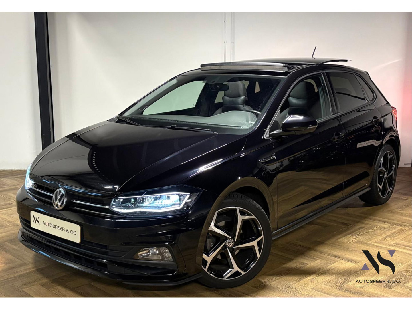 Volkswagen Polo 1.0 TSI R-Line PANO KEYLESS BEATS VOL'