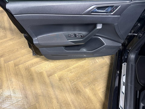 Volkswagen Polo 1.0 TSI R-Line PANO KEYLESS BEATS VOL'