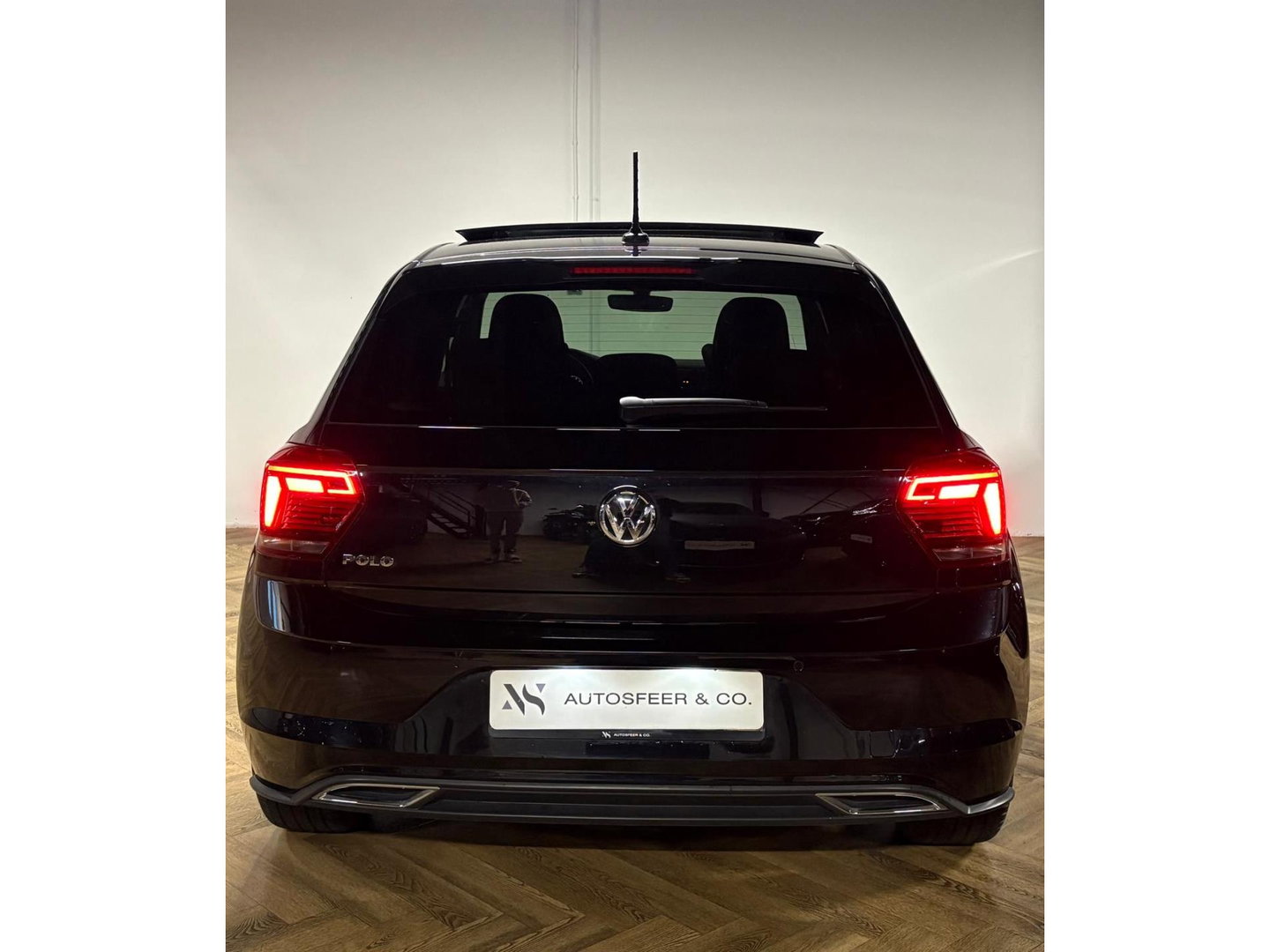 Volkswagen Polo 1.0 TSI R-Line PANO KEYLESS BEATS VOL'