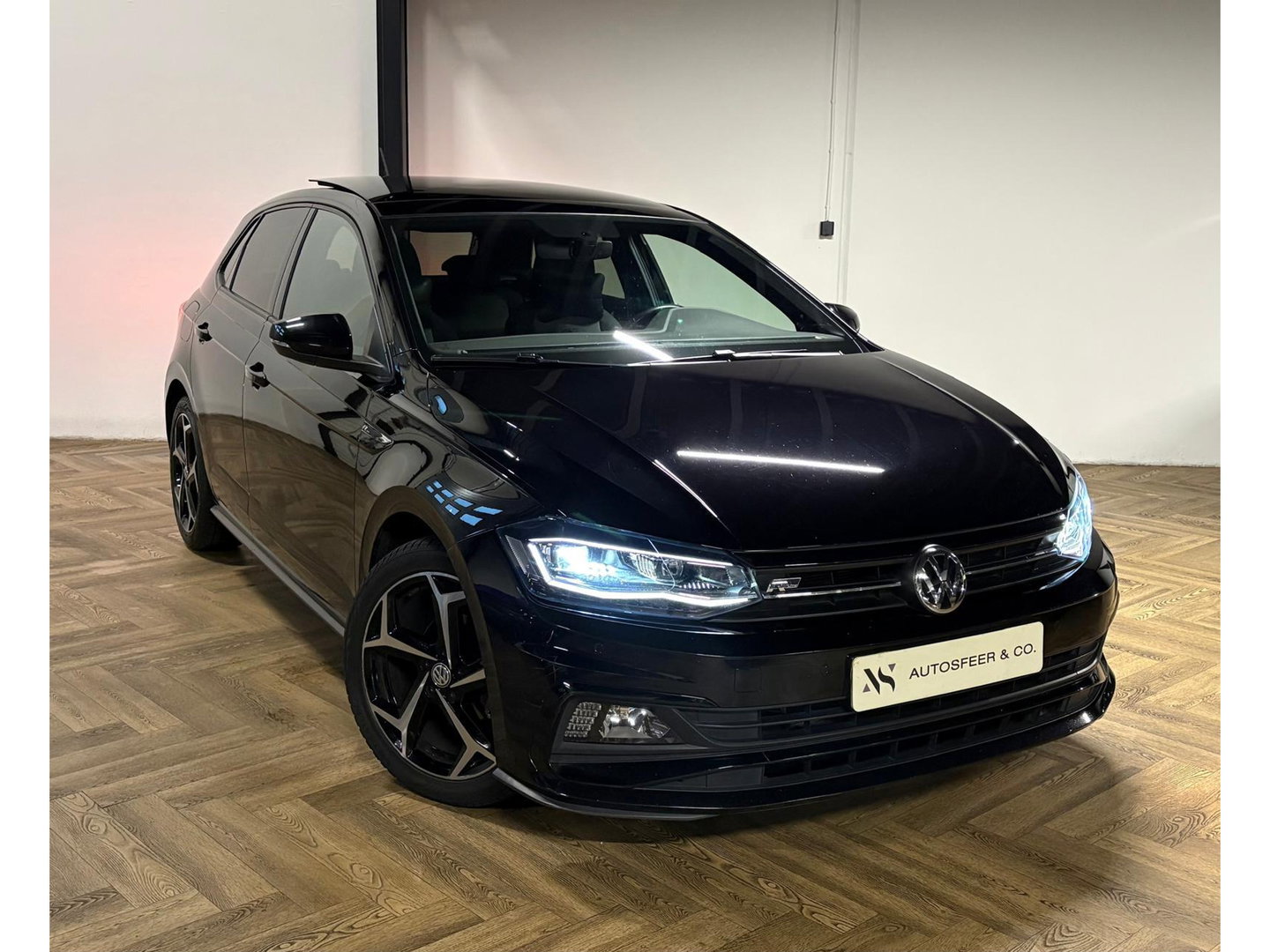 Volkswagen Polo 1.0 TSI R-Line PANO KEYLESS BEATS VOL'