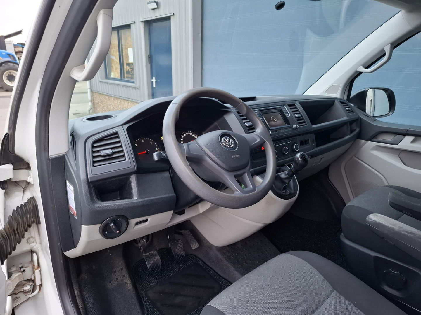 Volkswagen Transporter 2.0 TDI L2H1 Comfortline L2H2 / DUBBELE SCHUIFDEUR / IMPERIAL / EURO 6