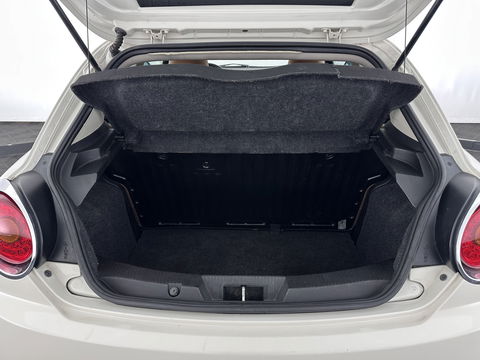 Alfa Romeo MiTo 1.3 JTDM ECO DISTINCTIVE *LEATHER | NAVI-FULLMAP | SPORTSEATS | ECC | RED-BRAKECALIPERS | CARBON-INLAY | PDC | CRUISE | 17''ALU*