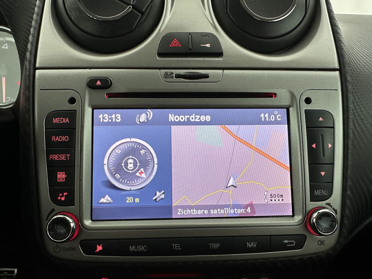 Alfa Romeo MiTo 1.3 JTDM ECO DISTINCTIVE *LEATHER | NAVI-FULLMAP | SPORTSEATS | ECC | RED-BRAKECALIPERS | CARBON-INLAY | PDC | CRUISE | 17''ALU*