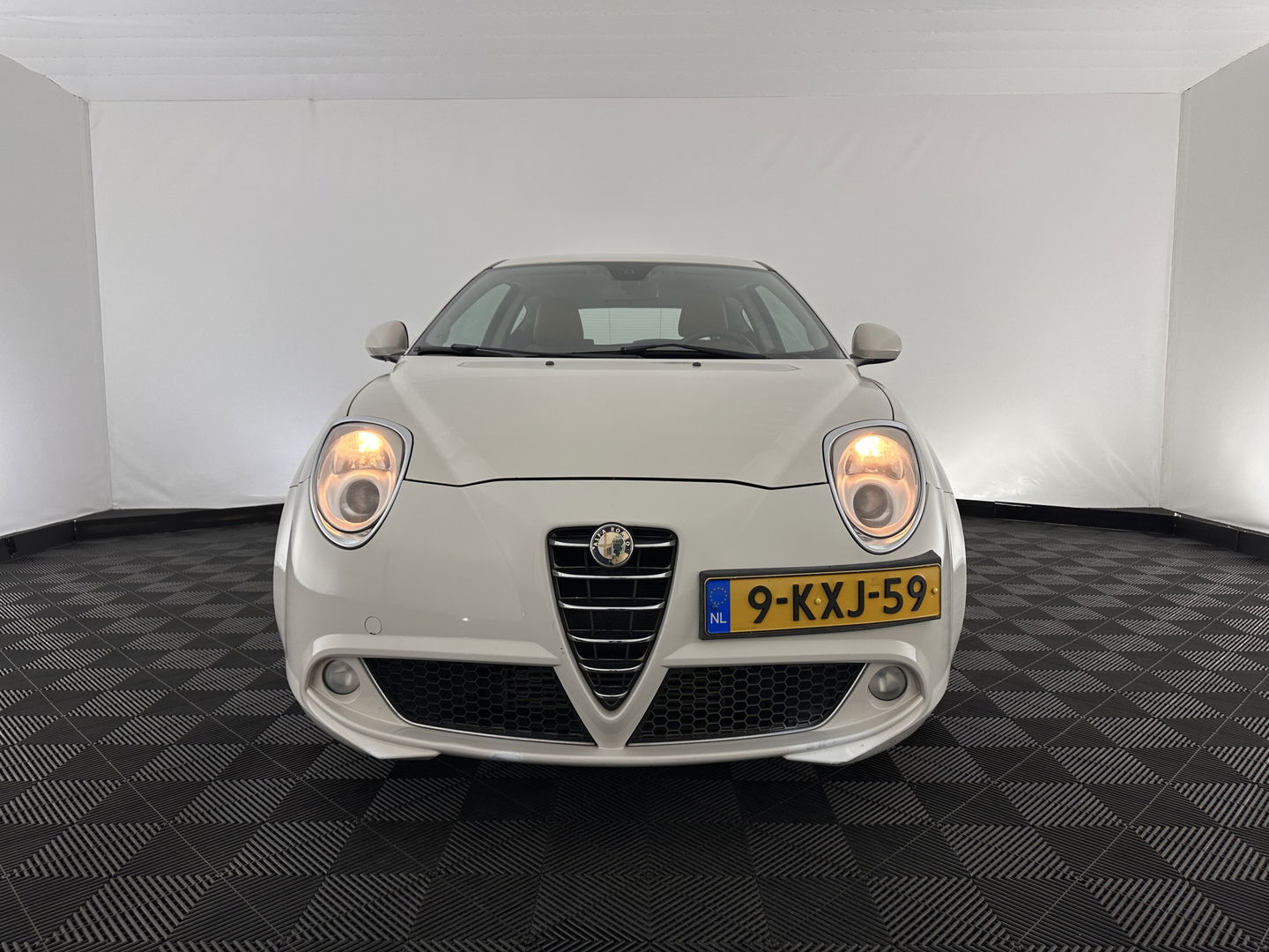 Alfa Romeo MiTo 1.3 JTDM ECO DISTINCTIVE *LEATHER | NAVI-FULLMAP | SPORTSEATS | ECC | RED-BRAKECALIPERS | CARBON-INLAY | PDC | CRUISE | 17''ALU*