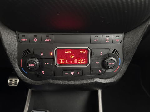 Alfa Romeo MiTo 1.3 JTDM ECO JUNIOR *LEATHER | NAVI-FULLMAP | SPORTSEATS | ECC | AUDIOSYSTEEM-DIGITAL |  PDC | PRIVACYGLASS | CRUISE*