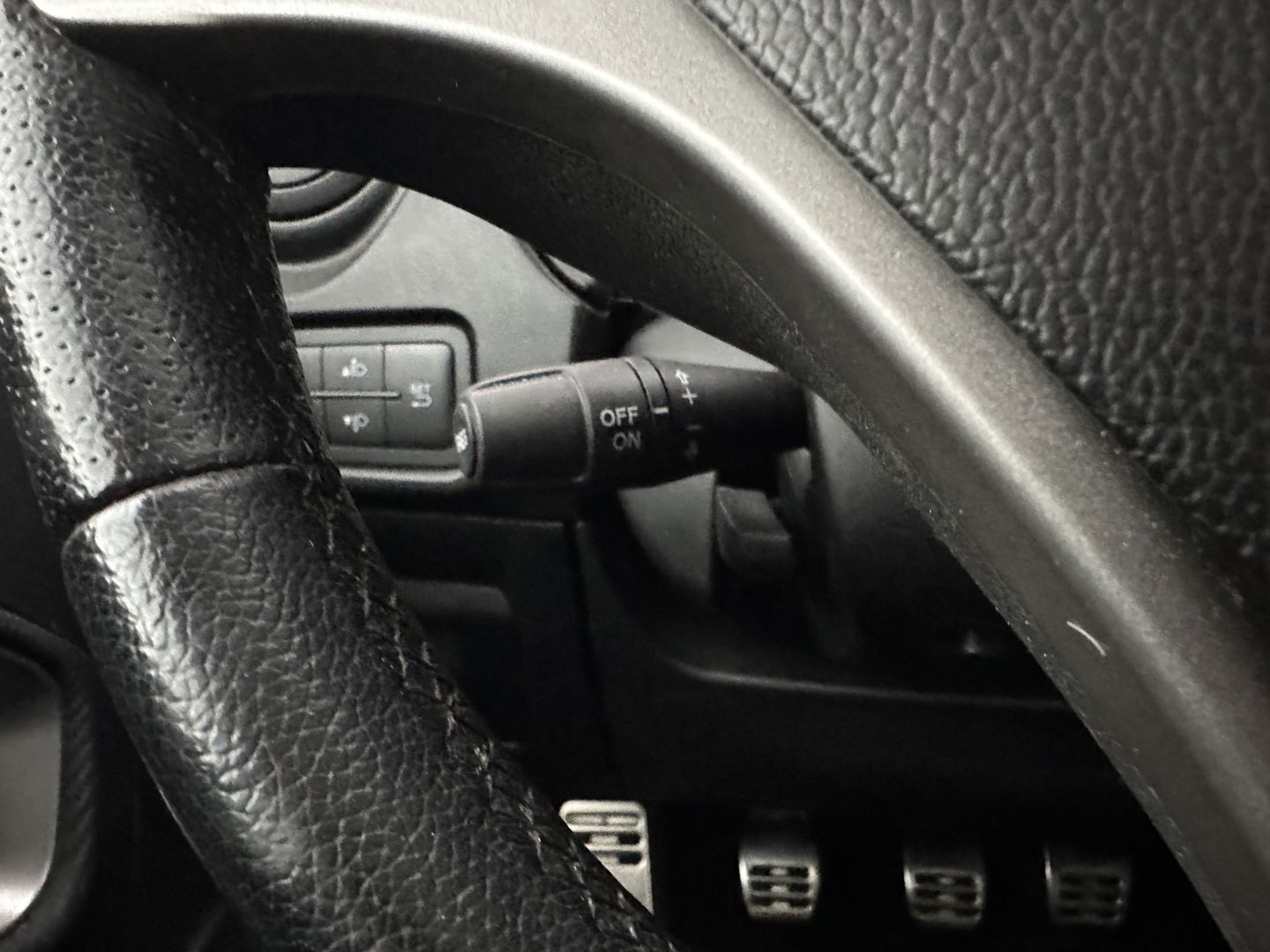 Alfa Romeo MiTo 1.3 JTDM ECO JUNIOR *LEATHER | NAVI-FULLMAP | SPORTSEATS | ECC | AUDIOSYSTEEM-DIGITAL |  PDC | PRIVACYGLASS | CRUISE*