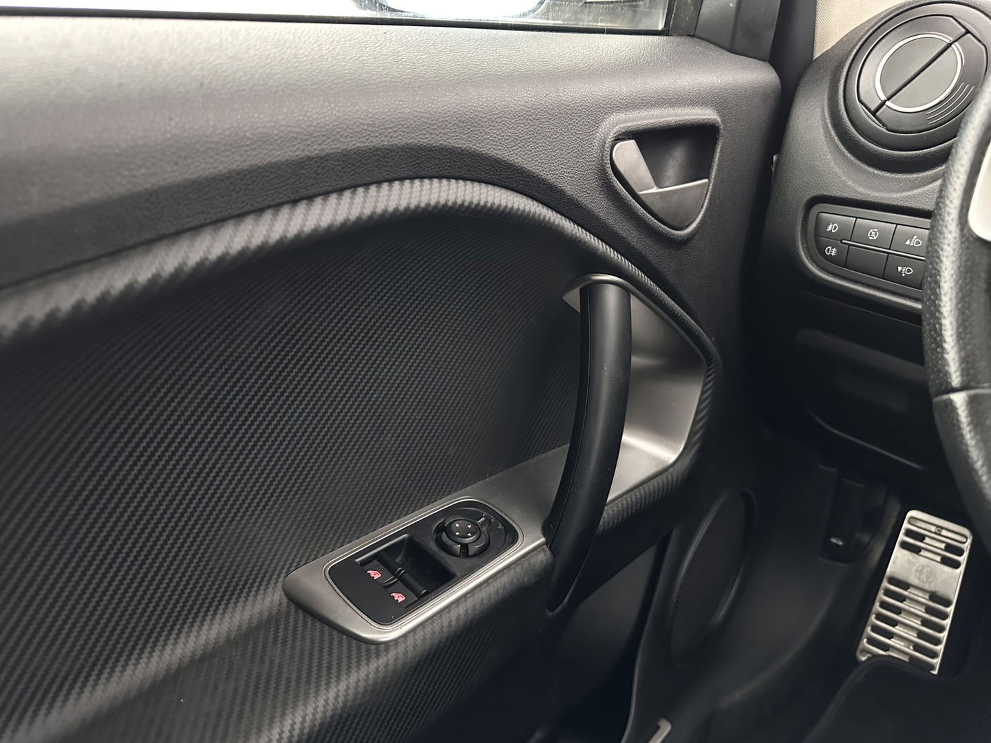 Alfa Romeo MiTo 1.3 JTDM ECO JUNIOR *LEATHER | NAVI-FULLMAP | SPORTSEATS | ECC | AUDIOSYSTEEM-DIGITAL |  PDC | PRIVACYGLASS | CRUISE*