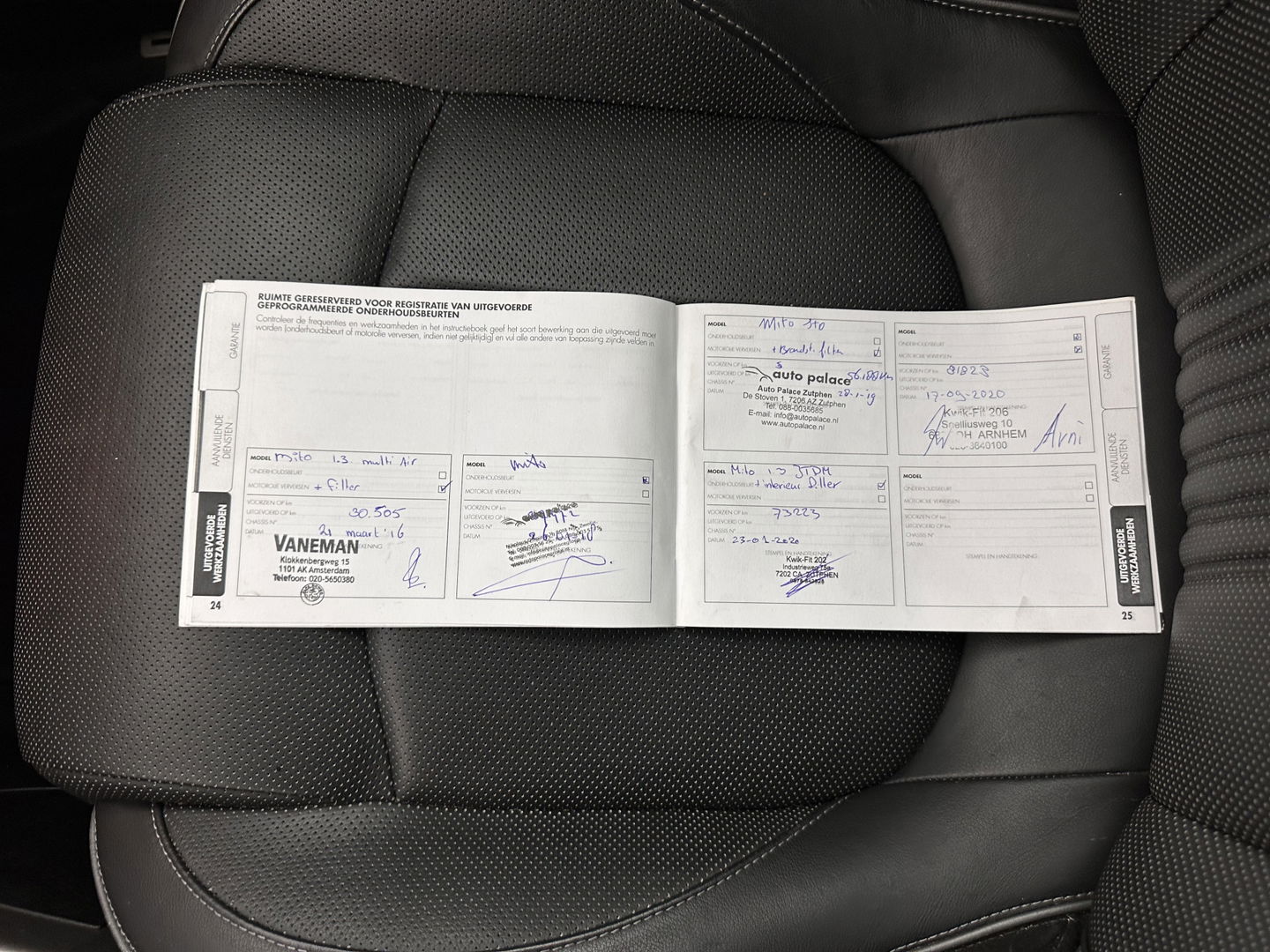 Alfa Romeo MiTo 1.3 JTDM ECO JUNIOR *LEATHER | NAVI-FULLMAP | SPORTSEATS | ECC | AUDIOSYSTEEM-DIGITAL |  PDC | PRIVACYGLASS | CRUISE*