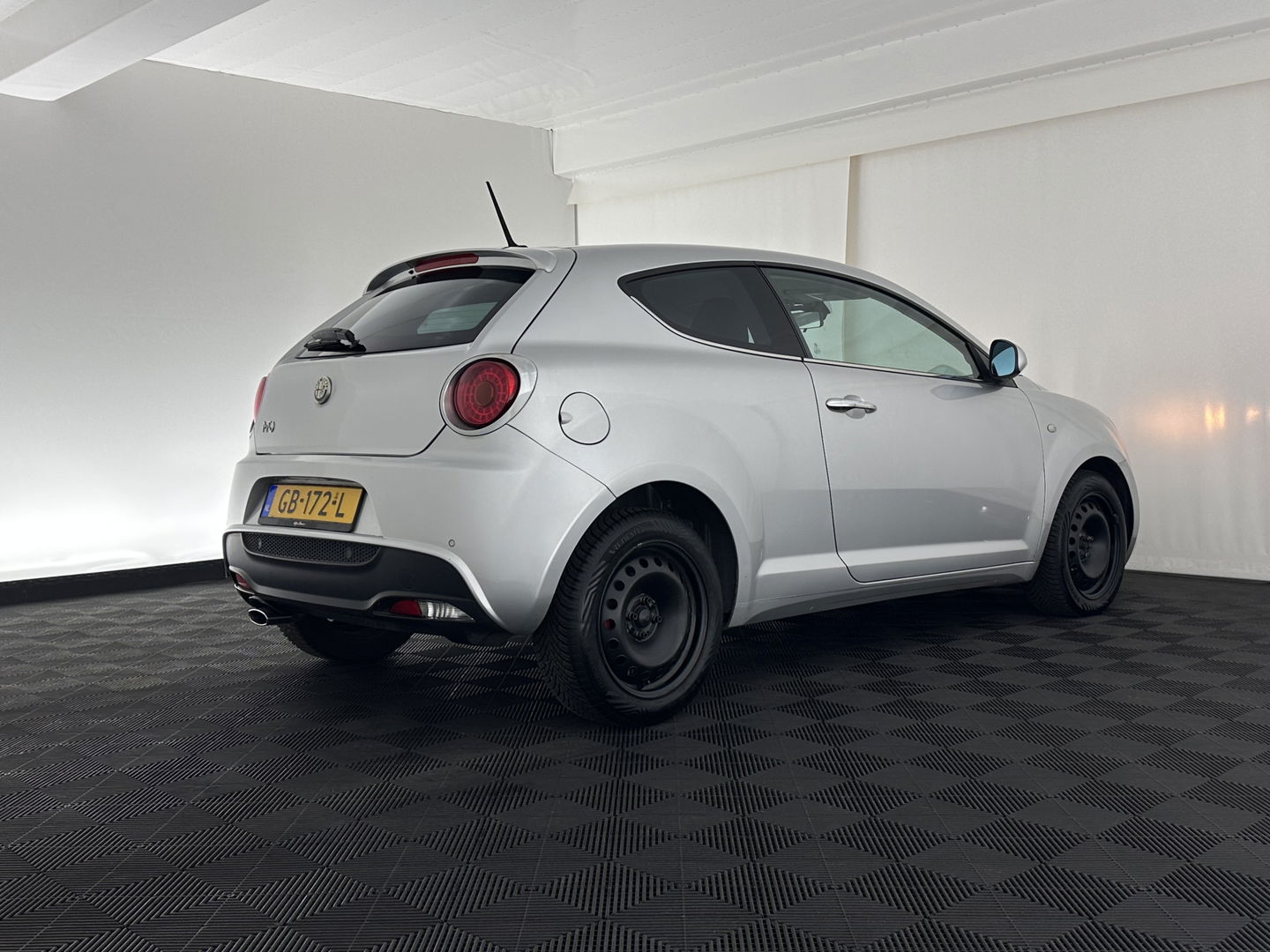 Alfa Romeo MiTo 1.3 JTDM ECO JUNIOR *LEATHER | NAVI-FULLMAP | SPORTSEATS | ECC | AUDIOSYSTEEM-DIGITAL |  PDC | PRIVACYGLASS | CRUISE*
