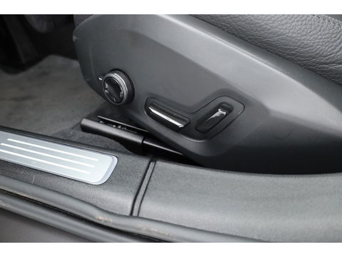 Volvo V90 2.0 T6 Plug-in hybrid AWD Ultra Dark | Pano-dak | Head-up | 360 camera | Elek. stoelen | H&K Audio |