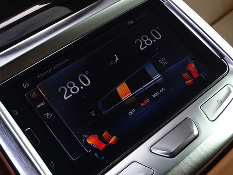 BMW 7 Serie 750Li LANG V8 449PK xDr. High Exec / M-Individual / Bowers & Wil