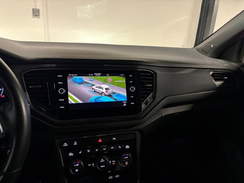 Volkswagen T-Roc 1.5 TSI R-Line PANO KEYLESS CAM BEATS