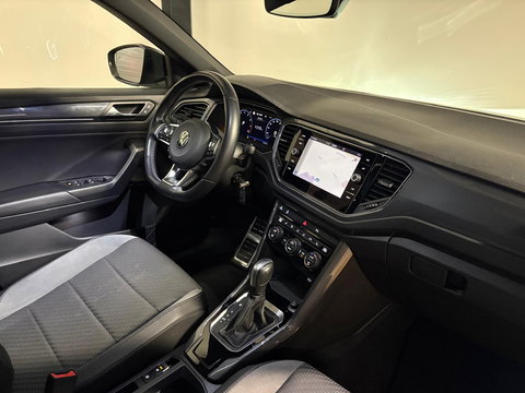 Volkswagen T-Roc 1.5 TSI R-Line PANO KEYLESS CAM BEATS