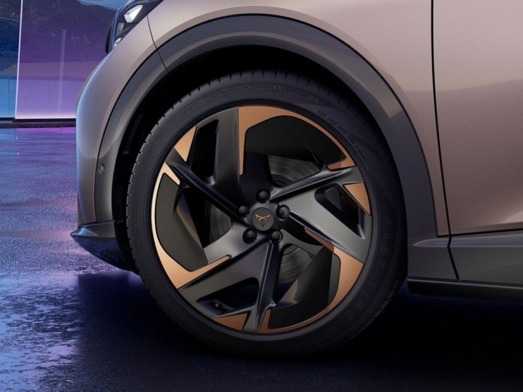CUPRA Tavascan
