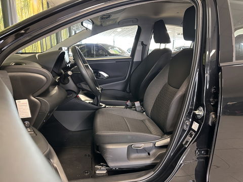 Toyota Yaris 1.0 VVT-i Active | Origineel Nederlands! | Adaptieve Cruise Control | Achteruitrijcamera | Apple Carplay | Android Auto | Lane Assist | Airconditioning | Isofix