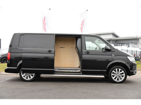 Volkswagen Transporter 2.0 TDI L2H1 Highline Cruise, Carplay, LED, 150pk, 2 x Schuifdeur,  Automaat, Trekhaak, Uniek!