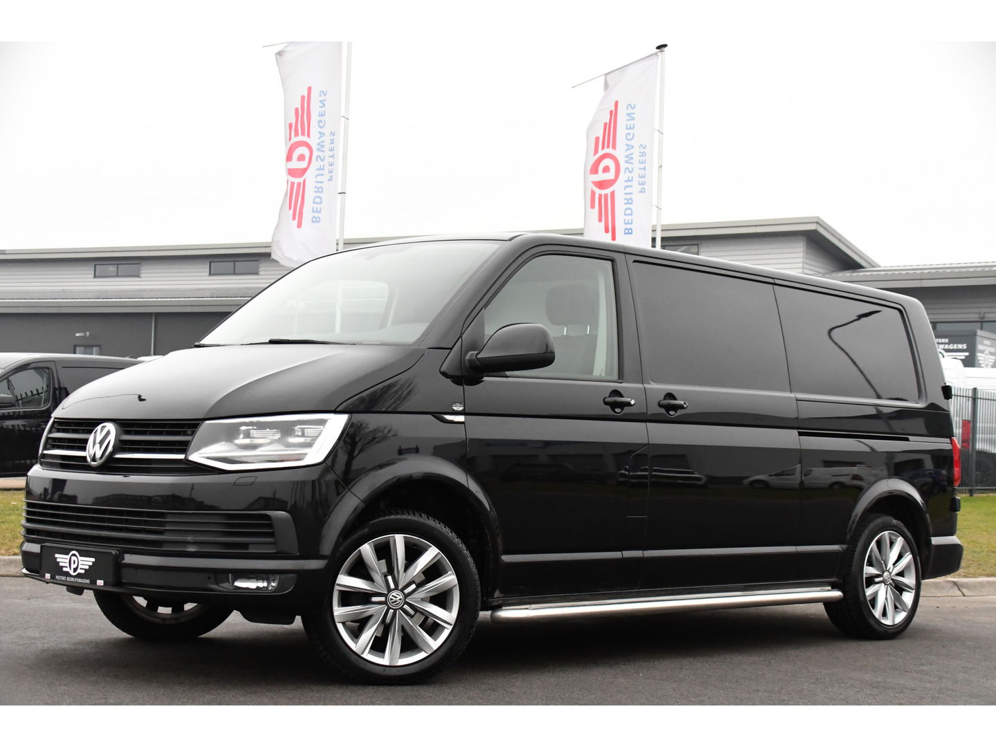 Volkswagen Transporter 2.0 TDI L2H1 Highline Cruise, Carplay, LED, 150pk, 2 x Schuifdeur,  Automaat, Trekhaak, Uniek!