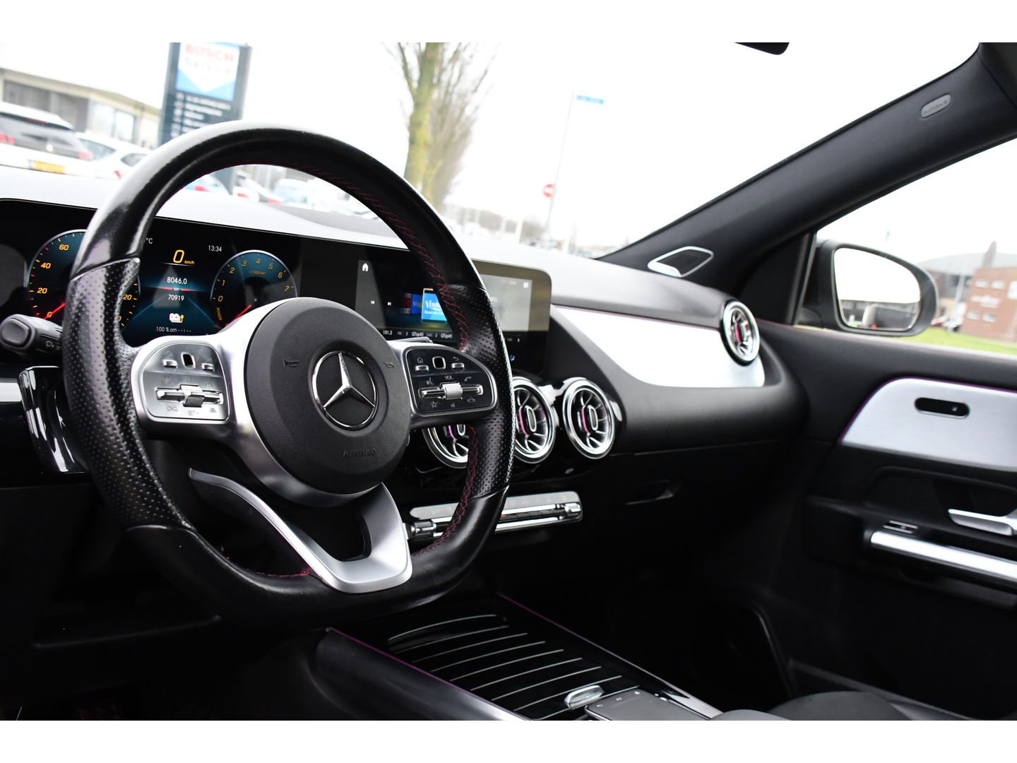 Mercedes-Benz GLA 250 e AMG Line Adaptieve Cruise, Virtual, 360 Camera, Burmeister, Carplay, Stoelverwarming, LED, Uniek!