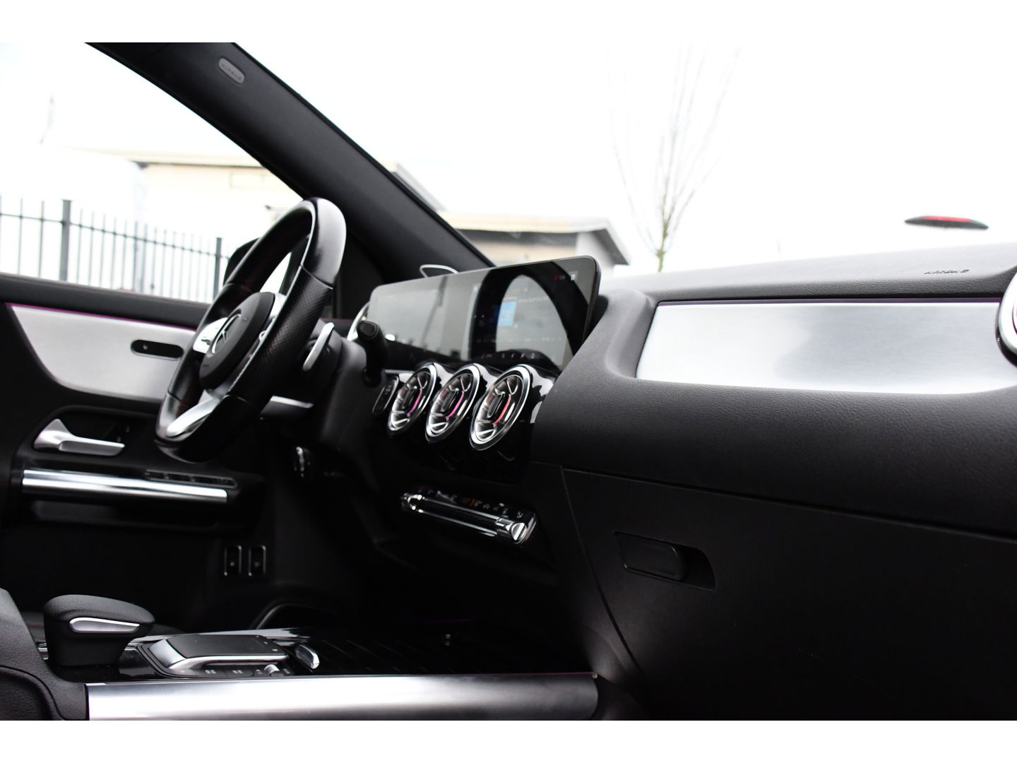 Mercedes-Benz GLA 250 e AMG Line Adaptieve Cruise, Virtual, 360 Camera, Burmeister, Carplay, Stoelverwarming, LED, Uniek!