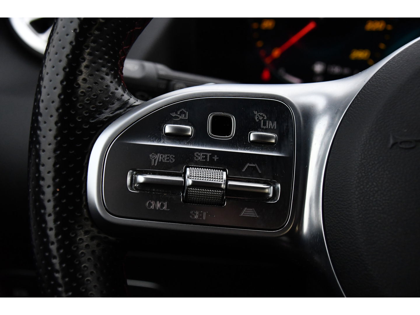 Mercedes-Benz GLA 250 e AMG Line Adaptieve Cruise, Virtual, 360 Camera, Burmeister, Carplay, Stoelverwarming, LED, Uniek!