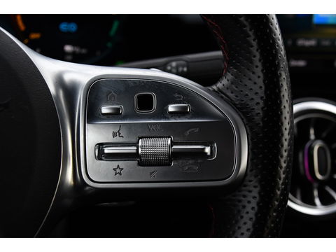 Mercedes-Benz GLA 250 e AMG Line Adaptieve Cruise, Virtual, 360 Camera, Burmeister, Carplay, Stoelverwarming, LED, Uniek!