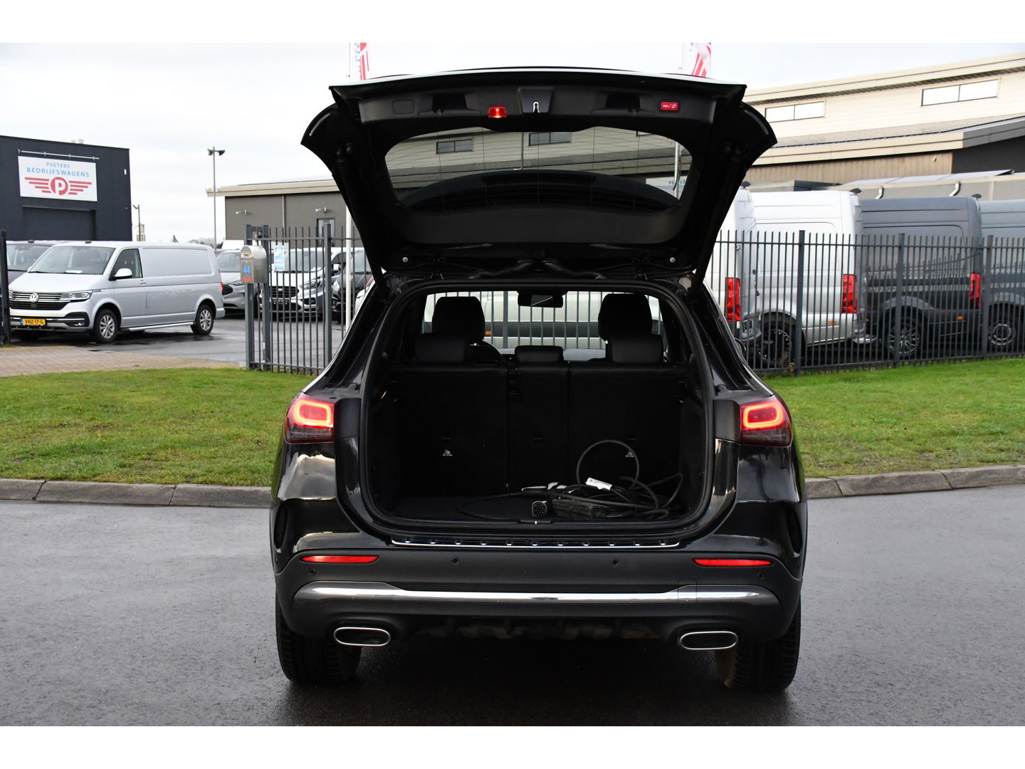 Mercedes-Benz GLA 250 e AMG Line Adaptieve Cruise, Virtual, 360 Camera, Burmeister, Carplay, Stoelverwarming, LED, Uniek!