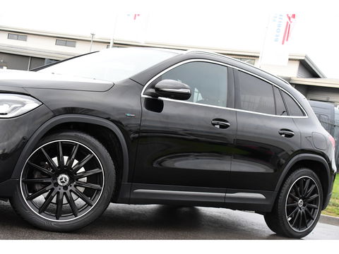 Mercedes-Benz GLA 250 e AMG Line Adaptieve Cruise, Virtual, 360 Camera, Burmeister, Carplay, Stoelverwarming, LED, Uniek!