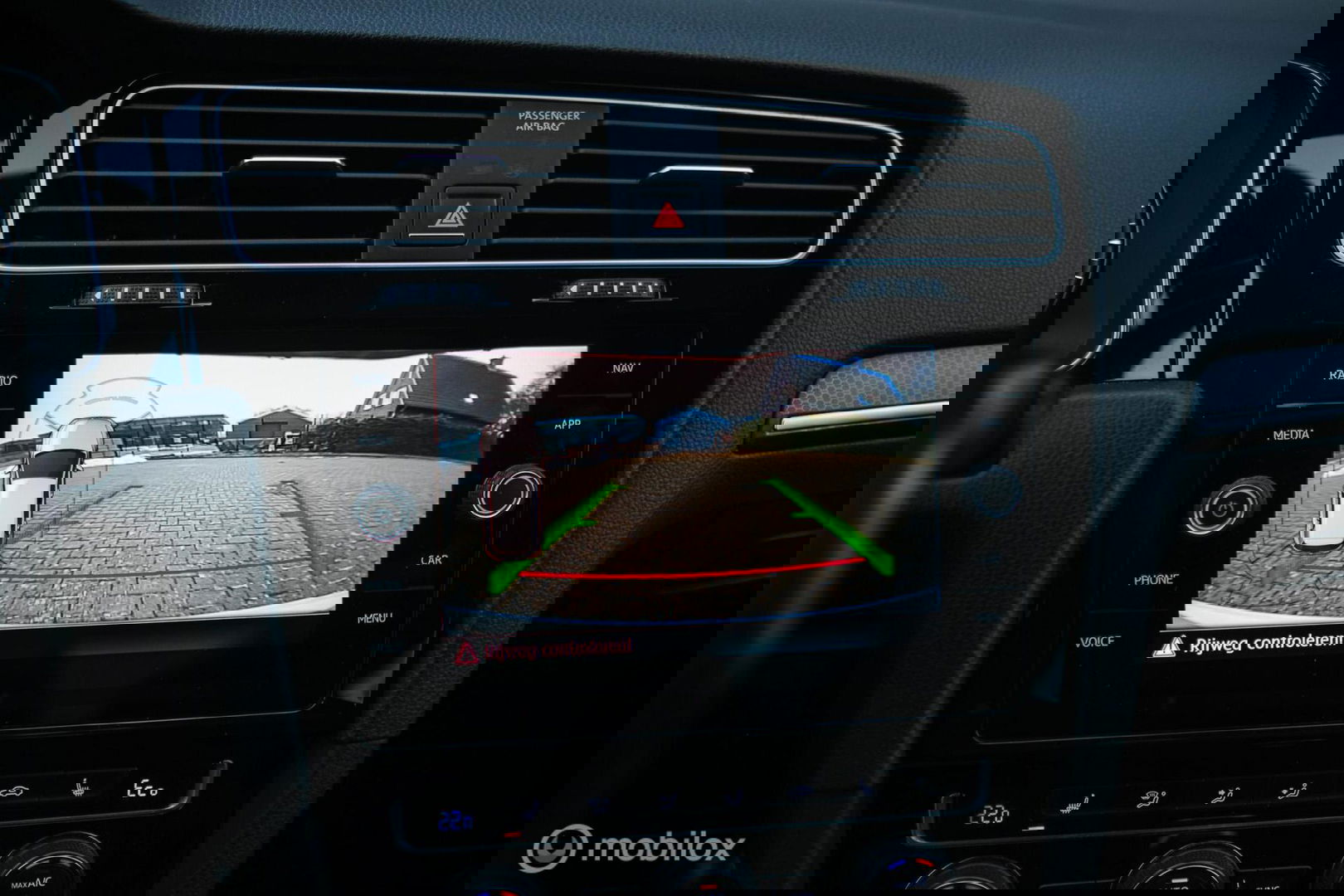 Volkswagen Golf 7.5 GTE PHEV | Pretoria's | Virtual cockpit | LED | Stoelverwarming | NAP NL auto | winter + zomer set |