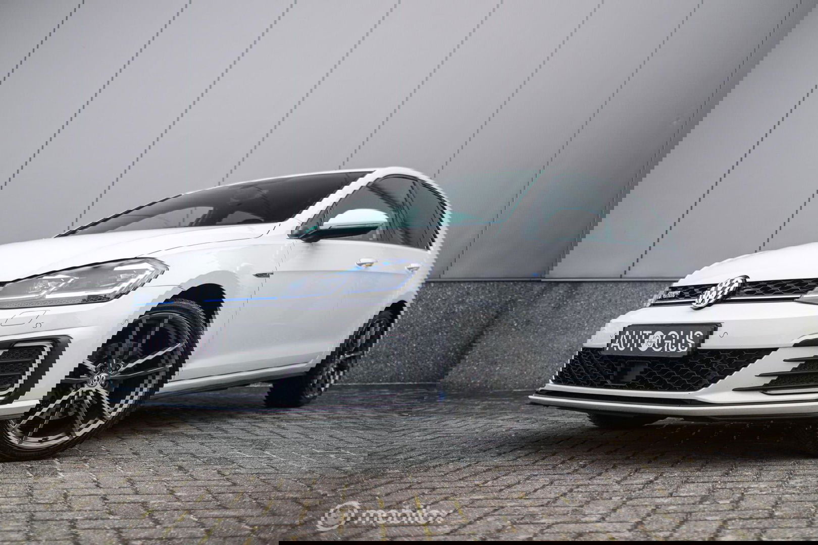 Volkswagen Golf 7.5 GTE PHEV | Pretoria's | Virtual cockpit | LED | Stoelverwarming | NAP NL auto | winter + zomer set |