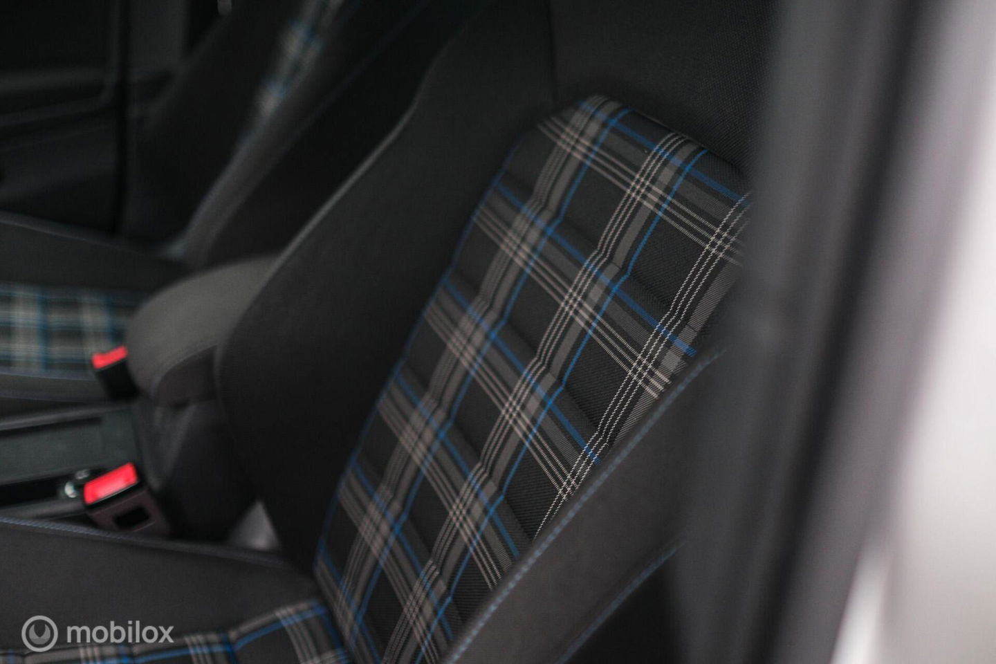 Volkswagen Golf 7.5 GTE PHEV | Pretoria's | Virtual cockpit | LED | Stoelverwarming | NAP NL auto | winter + zomer set |