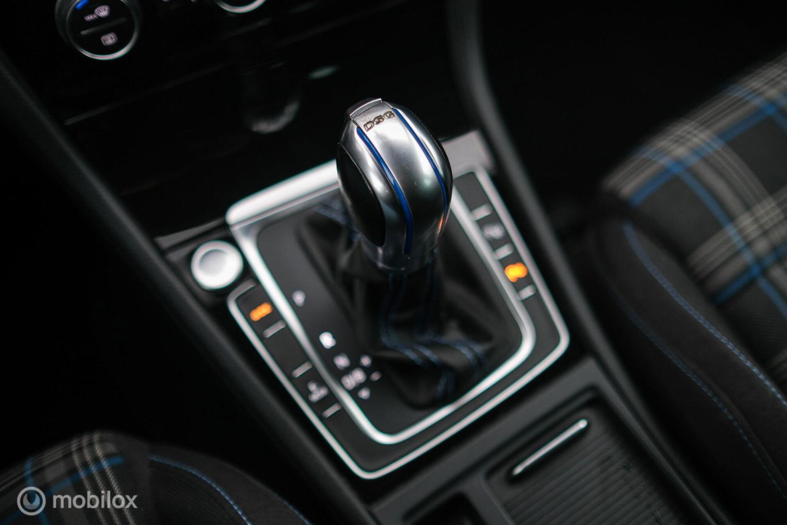 Volkswagen Golf 7.5 GTE PHEV | Pretoria's | Virtual cockpit | LED | Stoelverwarming | NAP NL auto | winter + zomer set |