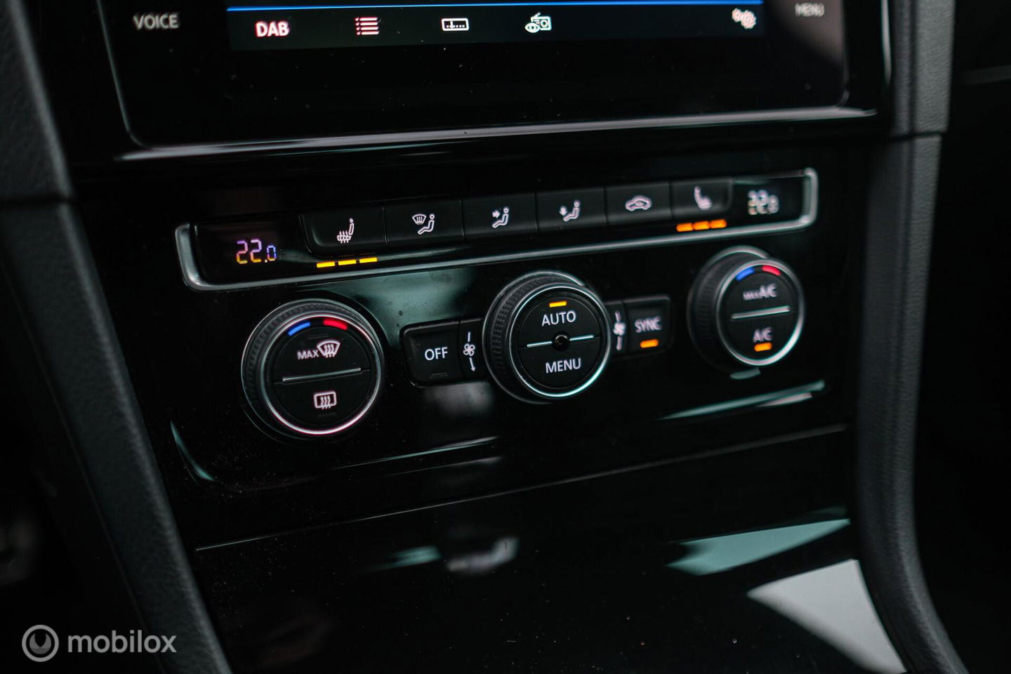 Volkswagen Golf 7.5 GTE PHEV | Pretoria's | Virtual cockpit | LED | Stoelverwarming | NAP NL auto | winter + zomer set |