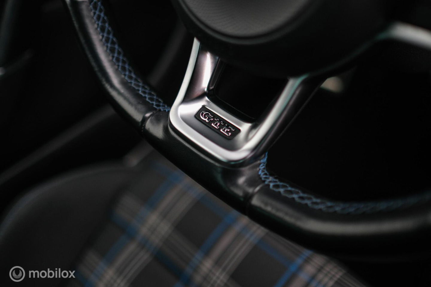 Volkswagen Golf 7.5 GTE PHEV | Pretoria's | Virtual cockpit | LED | Stoelverwarming | NAP NL auto | winter + zomer set |