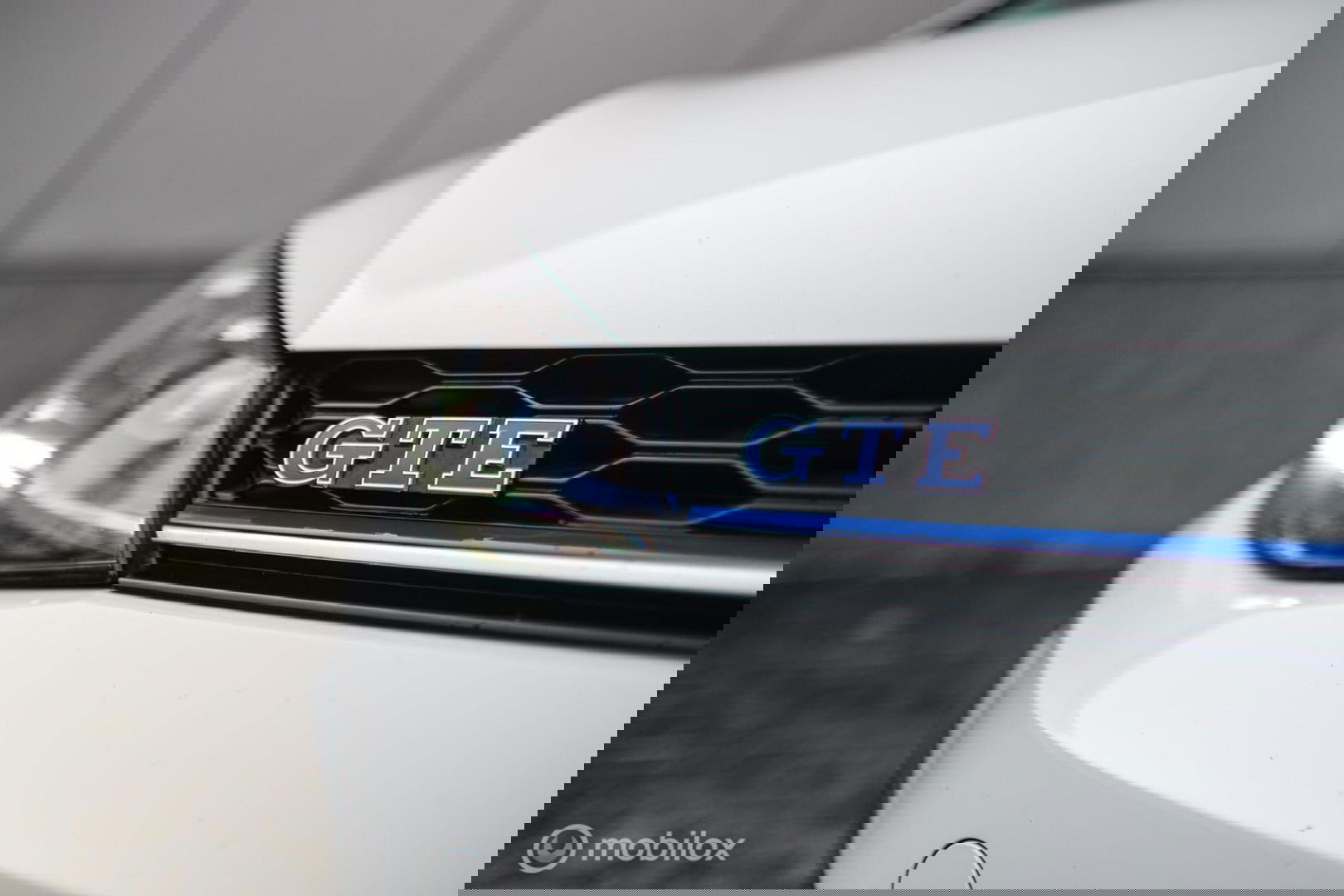 Volkswagen Golf 7.5 GTE PHEV | Pretoria's | Virtual cockpit | LED | Stoelverwarming | NAP NL auto | winter + zomer set |