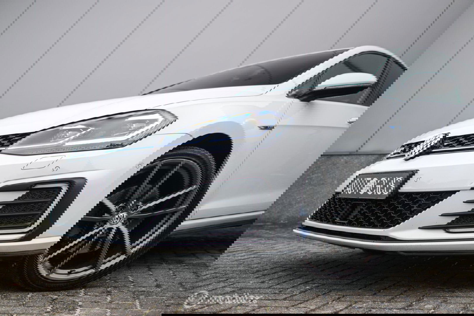 Volkswagen Golf 7.5 GTE PHEV | Pretoria's | Virtual cockpit | LED | Stoelverwarming | NAP NL auto | winter + zomer set |