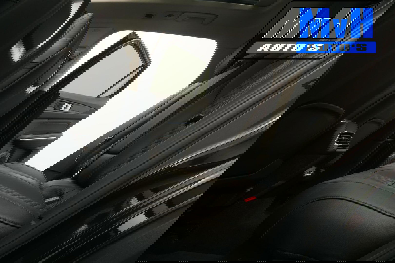 Lynk & Co 01 1.5 Plug-in Hybride|FULL BLACK XL|LEER|NAP|PANO