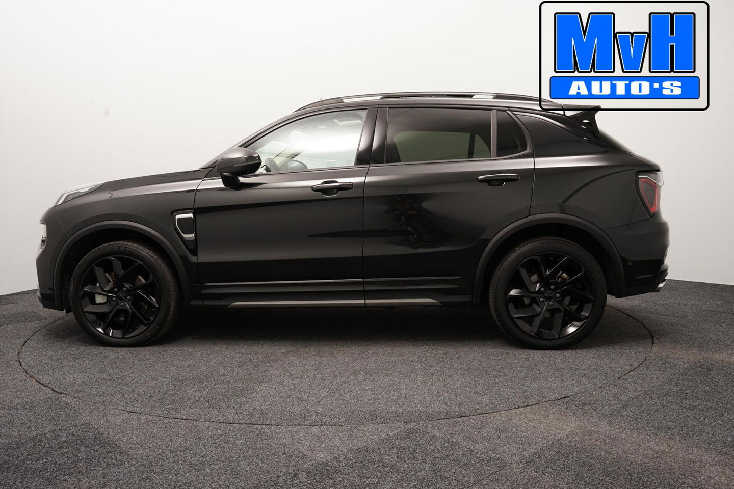 Lynk & Co 01 1.5 Plug-in Hybride|FULL BLACK XL|LEER|NAP|PANO