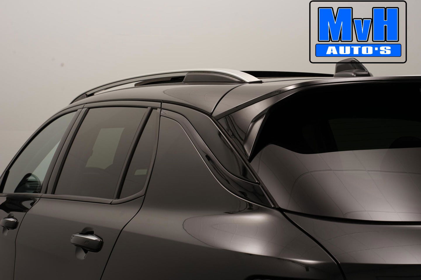 Lynk & Co 01 1.5 Plug-in Hybride|FULL BLACK XL|LEER|NAP|PANO