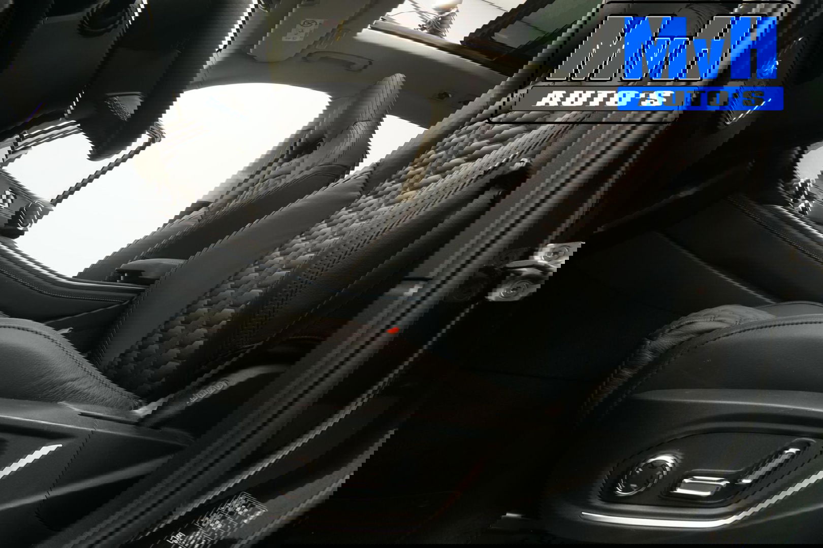 Lynk & Co 01 1.5 Plug-in Hybride|FULL BLACK XL|LEER|NAP|PANO