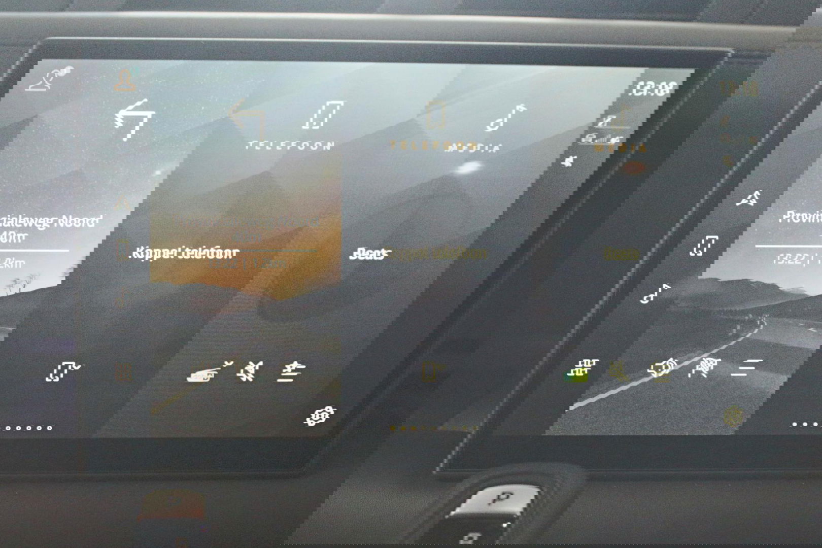 Land Rover Defender 110 2.0 P300e 110 X-Dynamic HSE