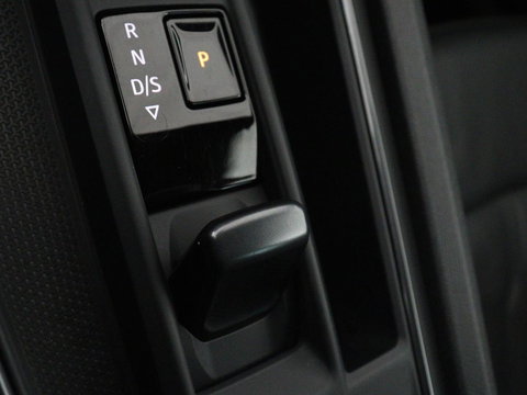 CUPRA Leon 1.4 eHybrid | Panoramadak | Stoelverwarming | Leder | Carplay | Adaptive cruise | Camera | Navigatie | Park Assist | Sportstoelen | Full LED | Sfeerverlichting | PHEV | Plug In
