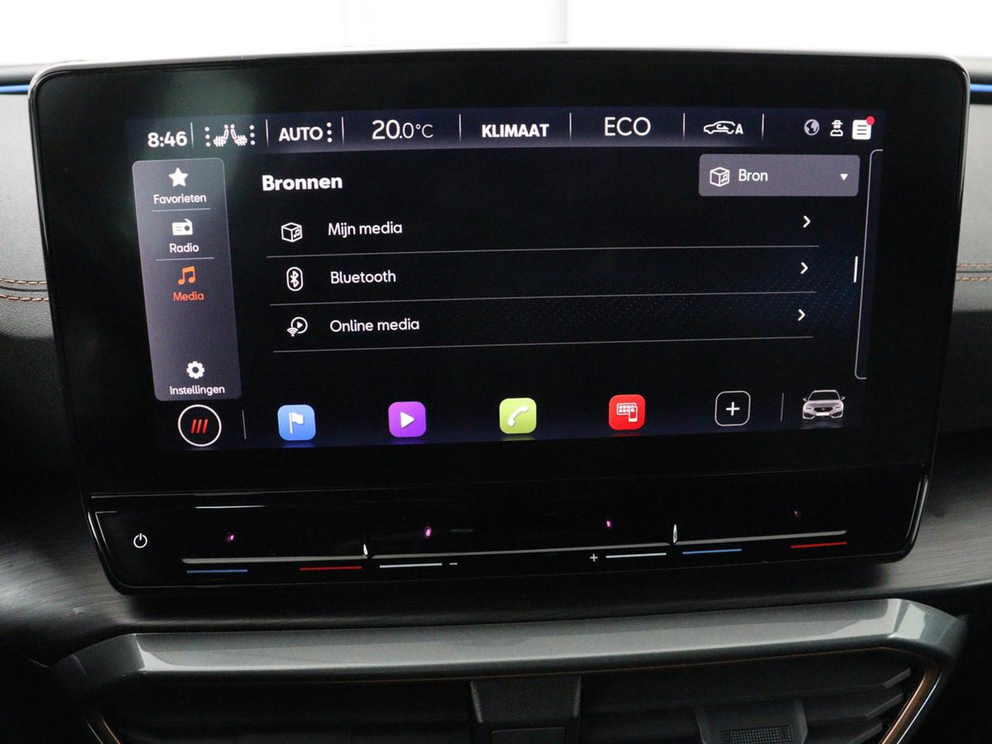 CUPRA Leon 1.4 eHybrid | Panoramadak | Stoelverwarming | Leder | Carplay | Adaptive cruise | Camera | Navigatie | Park Assist | Sportstoelen | Full LED | Sfeerverlichting | PHEV | Plug In