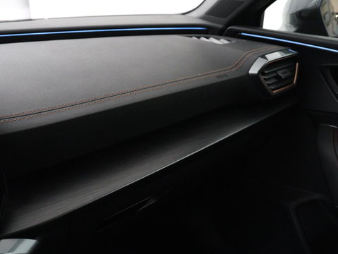 CUPRA Leon 1.4 eHybrid | Panoramadak | Stoelverwarming | Leder | Carplay | Adaptive cruise | Camera | Navigatie | Park Assist | Sportstoelen | Full LED | Sfeerverlichting | PHEV | Plug In