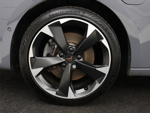 CUPRA Leon 1.4 eHybrid | Panoramadak | Stoelverwarming | Leder | Carplay | Adaptive cruise | Camera | Navigatie | Park Assist | Sportstoelen | Full LED | Sfeerverlichting | PHEV | Plug In